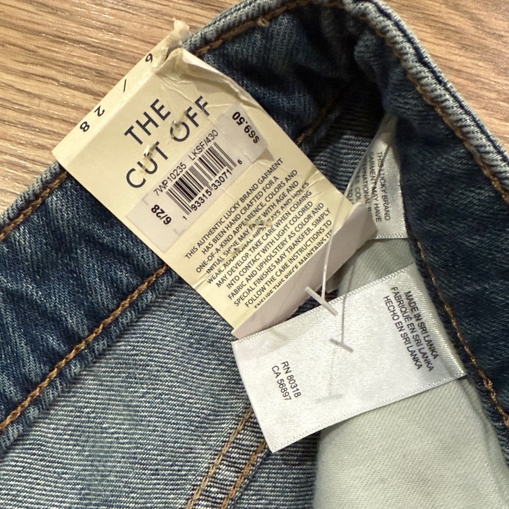 Lucky Brand Women's Frayed Jean Shorts - Dark Blue - Picture 6 of 7